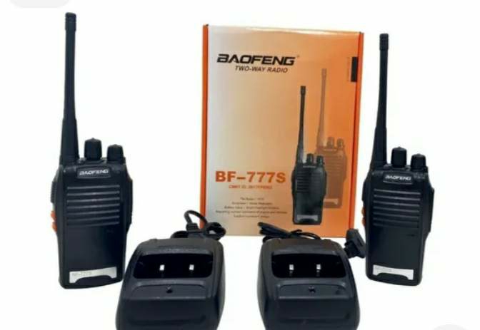 Radio Comunicador BF-777S kit com 2